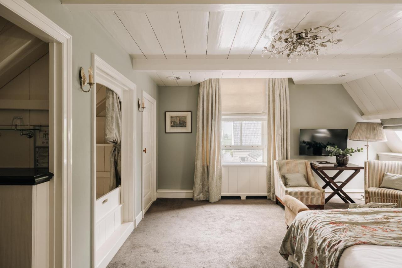 Inn On The Lake Broek in Waterland Bagian luar foto