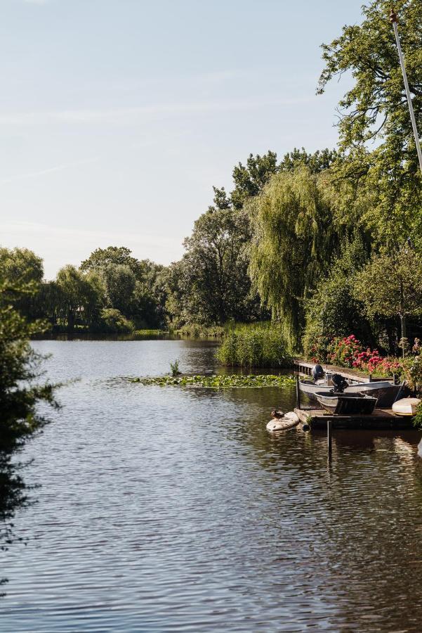 Inn On The Lake Broek in Waterland Bagian luar foto