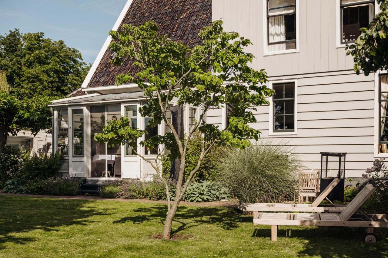 Inn On The Lake Broek in Waterland Bagian luar foto