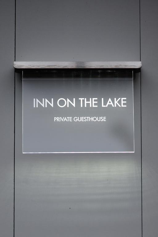 Inn On The Lake Broek in Waterland Bagian luar foto