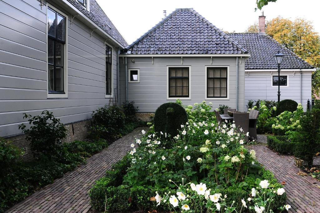Inn On The Lake Broek in Waterland Bagian luar foto